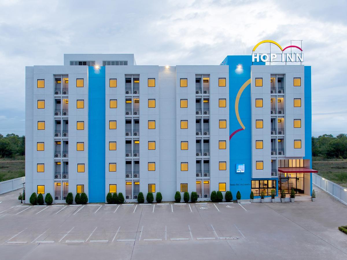 Hop Inn Chonburi Exterior foto